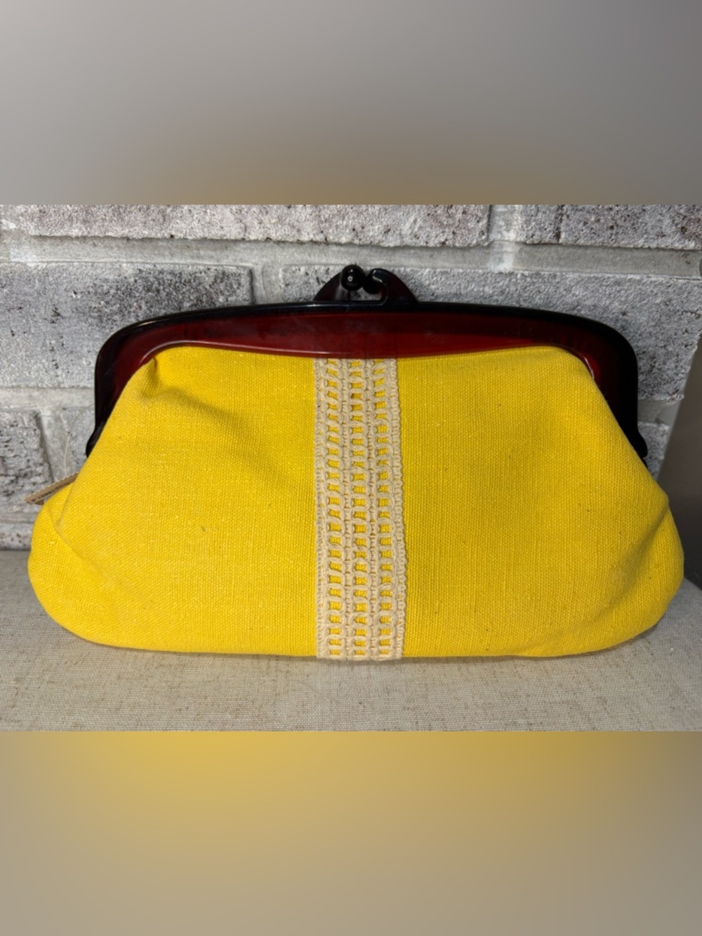 UNUSED NWT Vintage Purse Mates Inc Yellow/Brown Bakelite Kisslock Handle Clutch